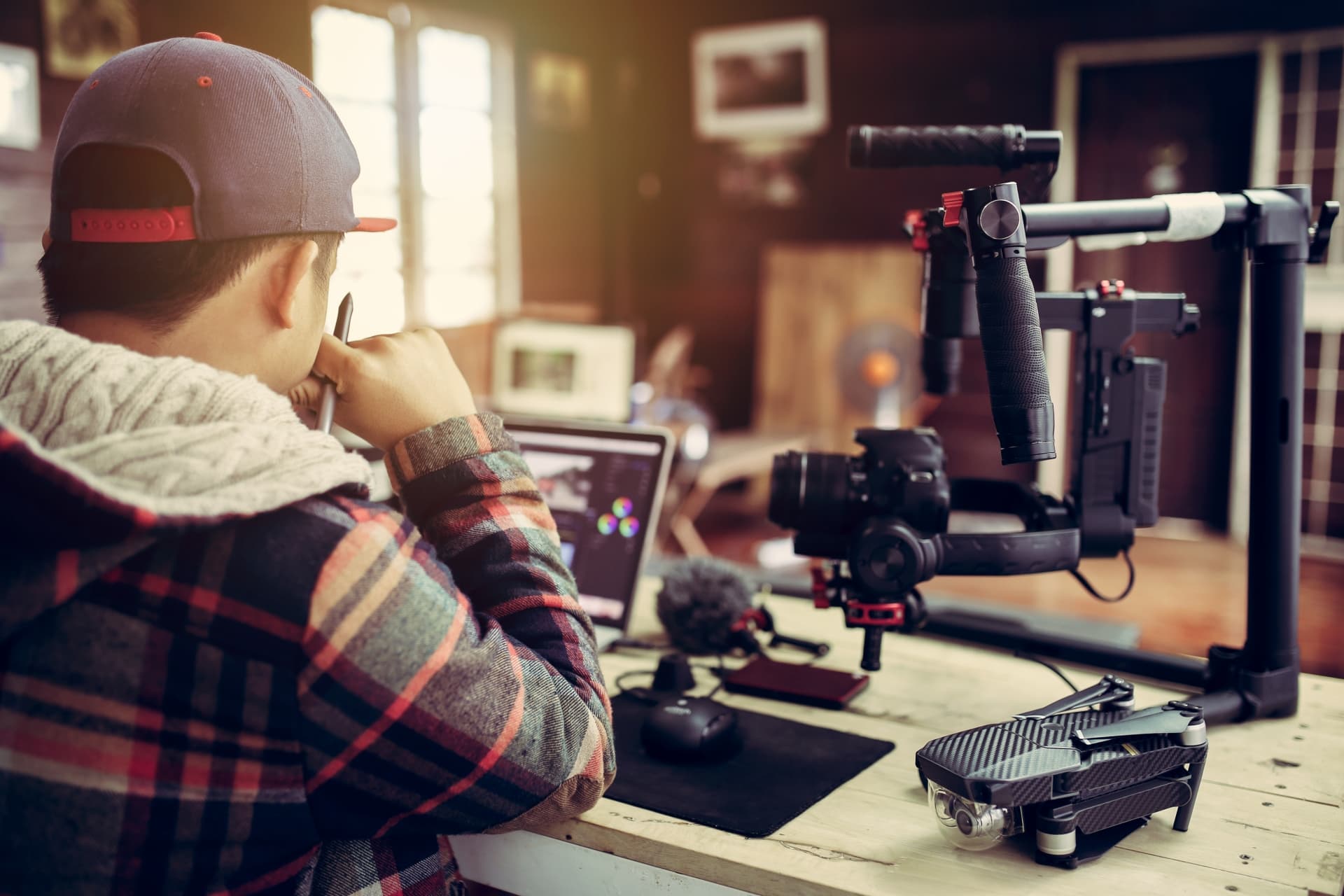 Audiovizuální technika, Moderní sociální sítě – svět youtubingu